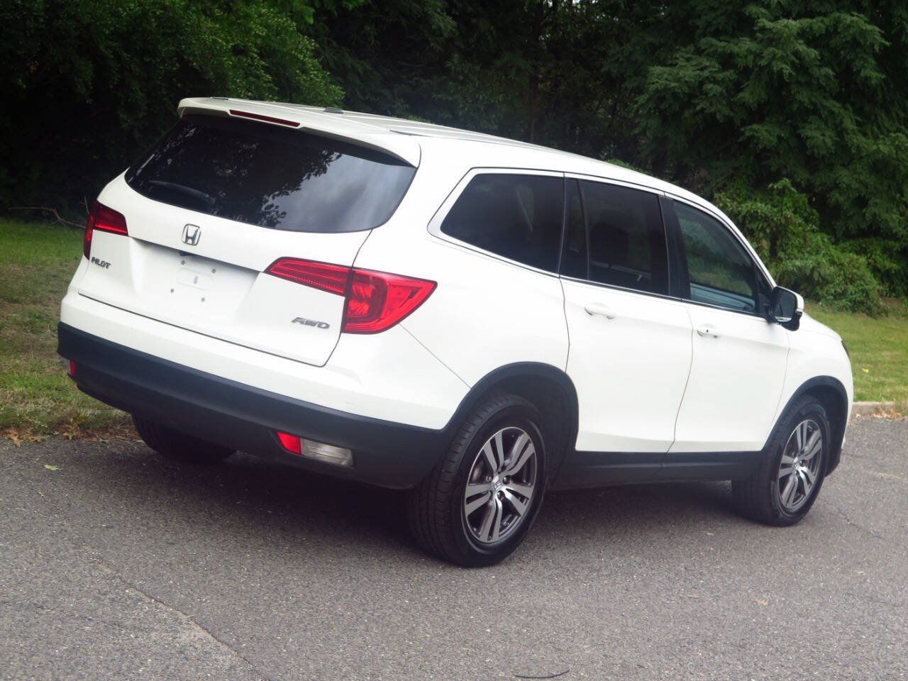Used 2017 Honda Pilot EX-L image 31