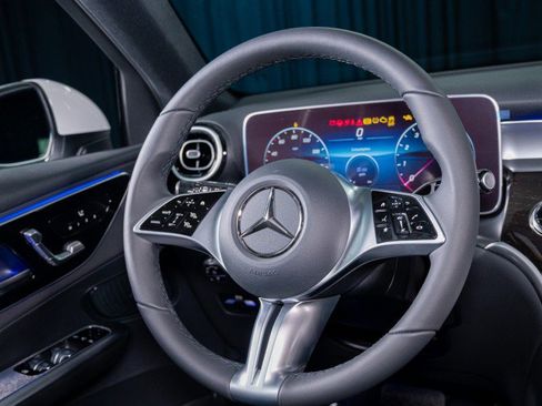 New 2026 Mercedes-Benz GLC 300 4MATIC image 15