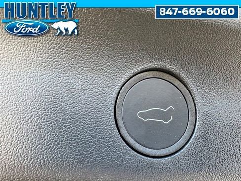Used 2024 Tesla Model Y Long Range AWD/4WD image 14