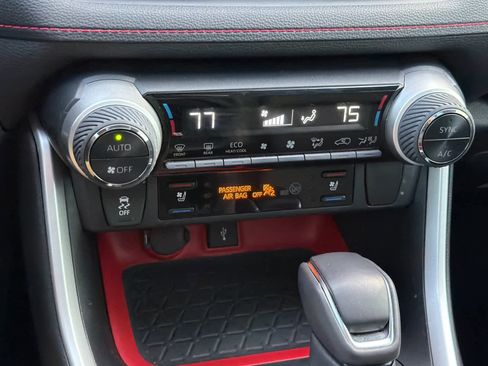 Used 2020 Toyota RAV4 TRD Off-Road image 20