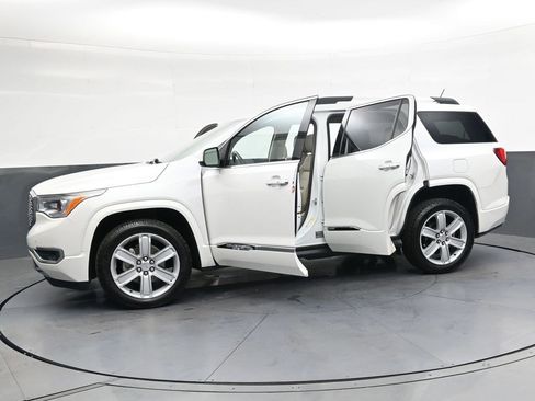 Used 2019 GMC Acadia Denali w/ Technology Package FWD image 35