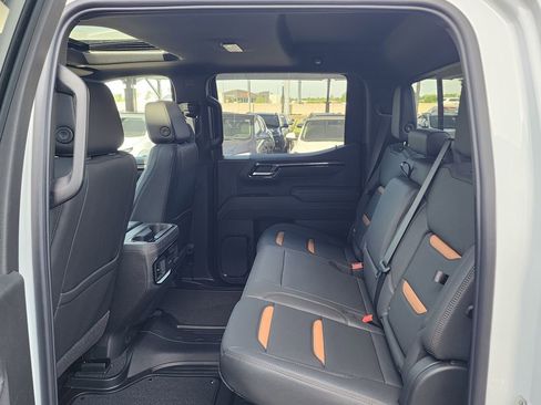 New 2026 GMC Sierra 1500 AT4 w/ AT4 Premium Package AWD/4WD image 43
