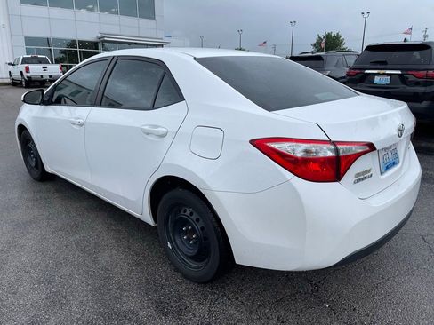 Used 2016 Toyota Corolla LE FWD image 4