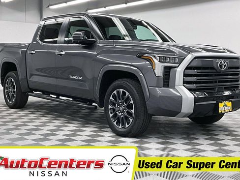 Used 2025 Toyota Tundra Limited AWD/4WD image 1