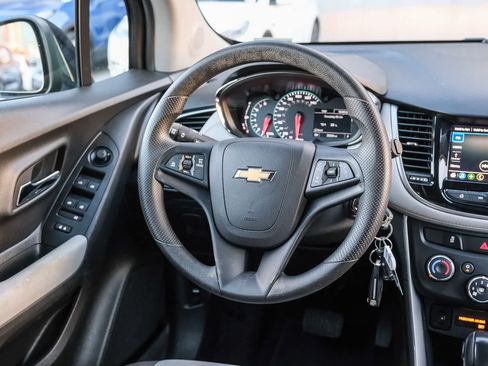 Used 2022 Chevrolet Trax LS w/ Tint and Cruise Package FWD image 16