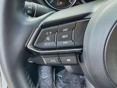 Used 2025 MAZDA CX-5 AWD 2.5 S w/ Preferred Package image 12
