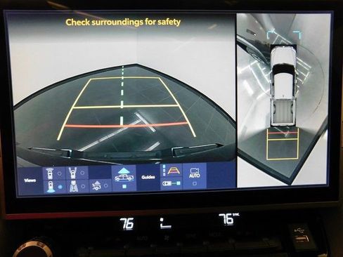 Used 2025 Toyota Tundra Limited image 39