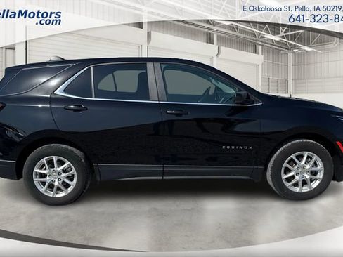 Used 2024 Chevrolet Equinox LT image 2