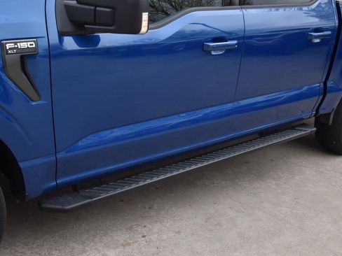 Certified 2022 Ford F150 XLT w/ Equipment Group 302A High image 36