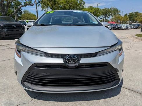 Used 2025 Toyota Corolla LE image 8