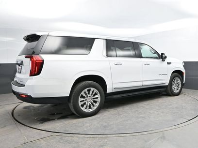 Used 2023 GMC Yukon XL SLT w/ SLT Luxury Package