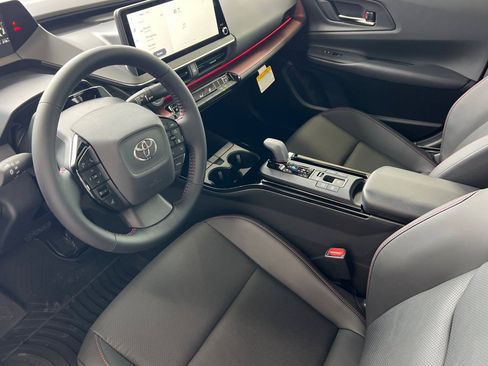 New 2026 Toyota Prius Plug-In Hybrid image 7