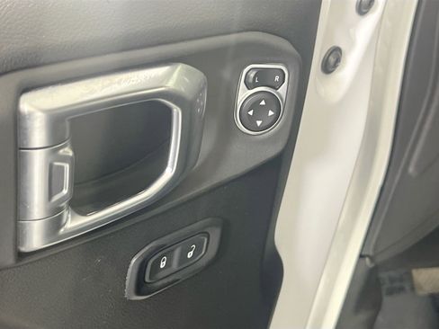 Used 2023 Jeep Wrangler Sport S image 17