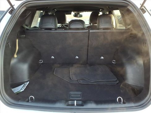 New 2026 Jeep Compass Latitude image 18