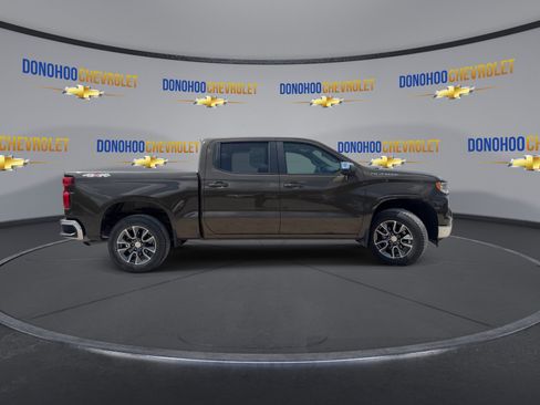 Used 2023 Chevrolet Silverado 1500 LT image 12