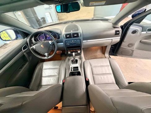 Used 2005 Porsche Cayenne S AWD/4WD image 32