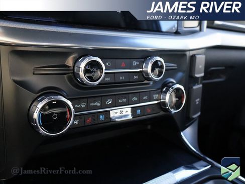 New 2025 Ford F150 Lariat w/ Equipment Group 502A High image 40