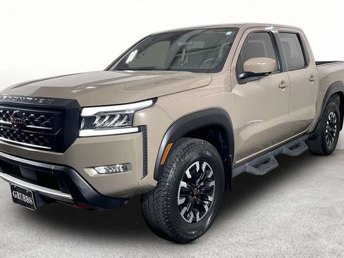 Used 2023 Nissan Frontier PRO-4X w/ Pro Convenience Package AWD/4WD image 14