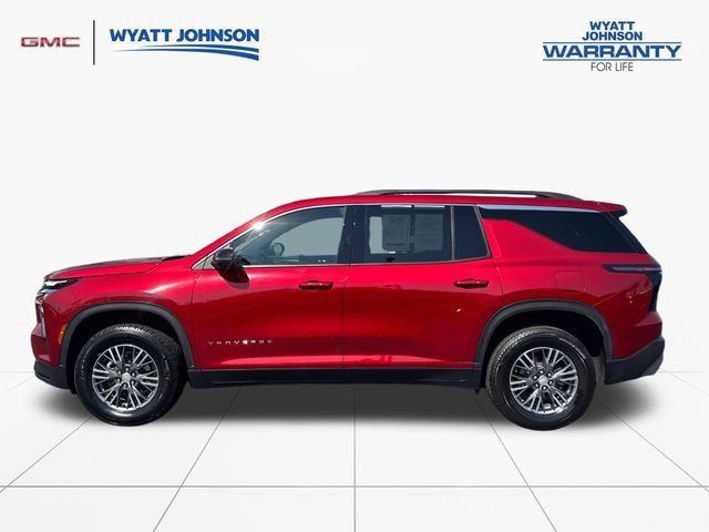Used 2025 Chevrolet Traverse LT FWD image 2