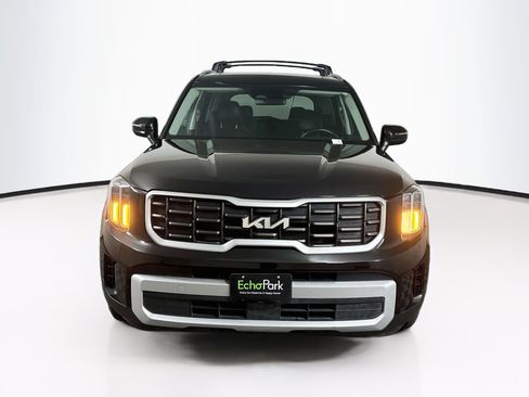 Used 2025 Kia Telluride S AWD/4WD image 2