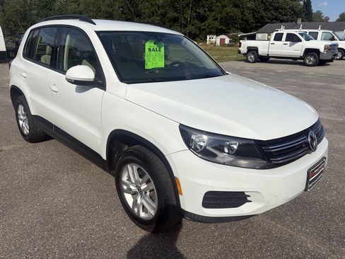 Used 2017 Volkswagen Tiguan S AWD/4WD image 14