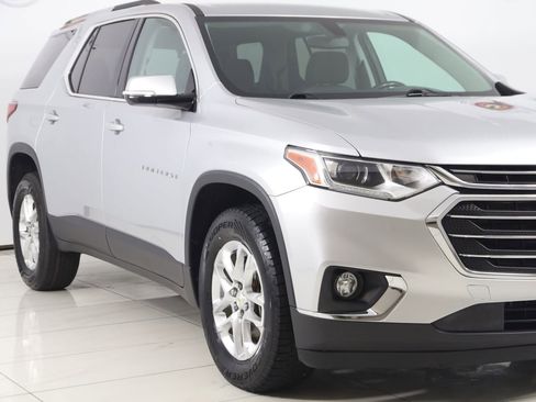 Used 2018 Chevrolet Traverse LT FWD image 38