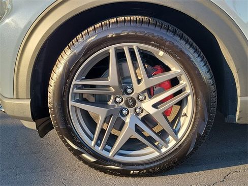 Used 2025 Ford Explorer ST w/ Sun And Sound Package image 26