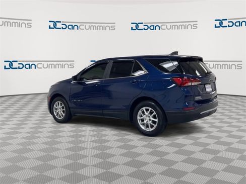 Used 2022 Chevrolet Equinox LT image 6