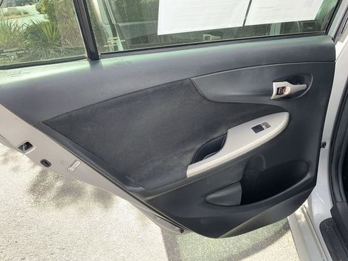 Used 2012 Toyota Corolla S FWD image 15