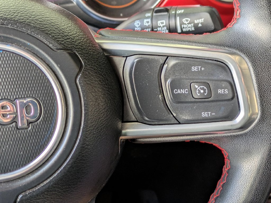 Used 2023 Jeep Wrangler Unlimited Rubicon AWD/4WD image 21