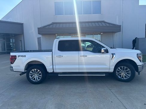 Used 2024 Ford F150 Lariat w/ Bed Utility Package AWD/4WD image 7