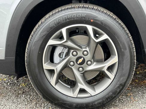 New 2026 Chevrolet Trax LT image 23