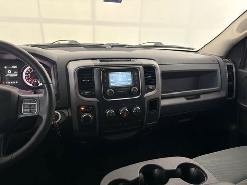 Used 2017 RAM 1500 Express image 12