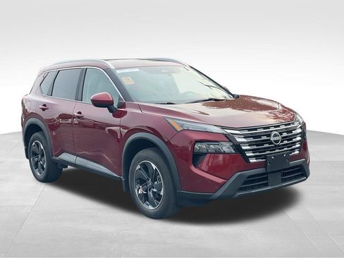 Certified 2024 Nissan Rogue SV w/ SV Premium Package AWD/4WD image 5