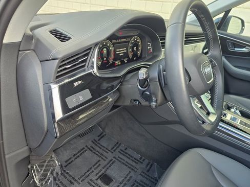 Used 2025 Audi Q7 3.0T Premium Plus image 17