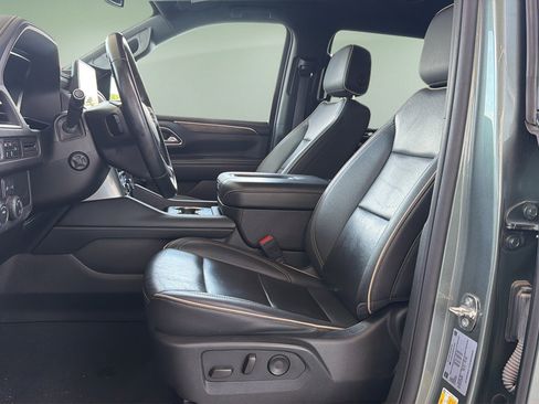 Used 2024 Chevrolet Tahoe Premier AWD/4WD image 21