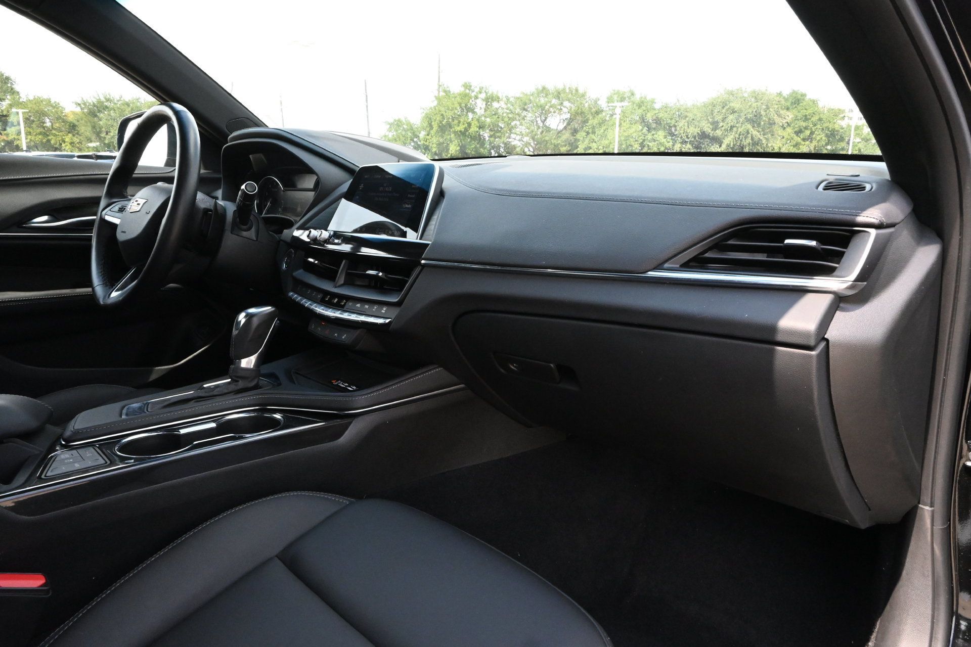 Certified 2026 Cadillac CT4 Luxury RWD image 23