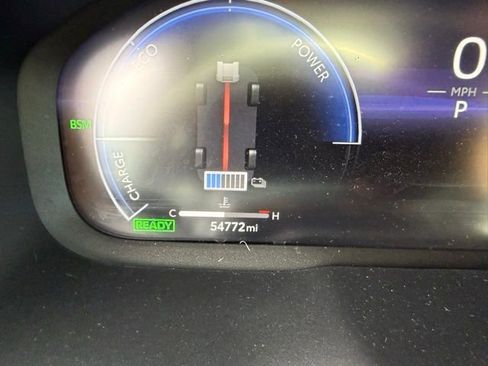 Used 2023 Toyota RAV4 XSE AWD/4WD image 12