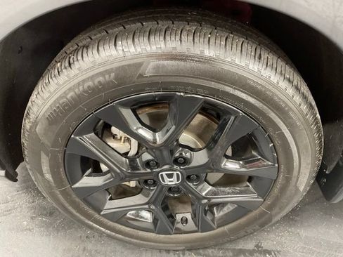 Certified 2024 Honda HR-V Sport image 9