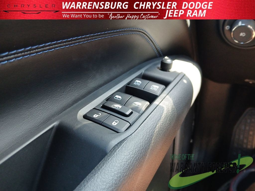 New 2026 Jeep Compass Latitude AWD/4WD image 31