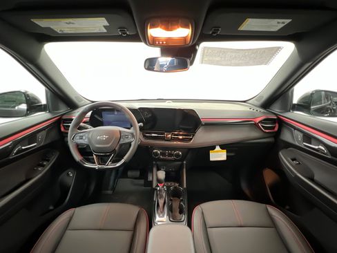 New 2026 Chevrolet TrailBlazer RS w/ Convenience Package image 10