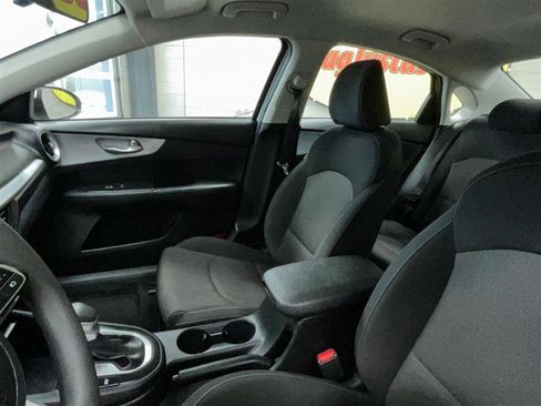 Used 2024 Kia Forte LXS image 12