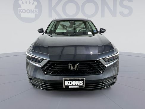 Used 2025 Honda Accord EX-L image 11