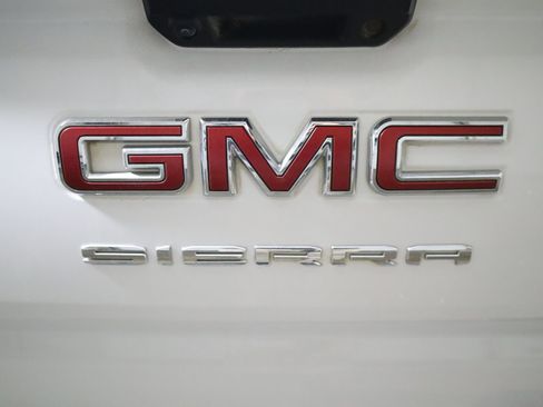 Used 2024 GMC Sierra 1500 Pro w/ Trailering Package AWD/4WD image 8