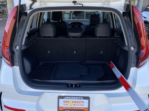 Used 2022 Kia Soul Turbo image 18