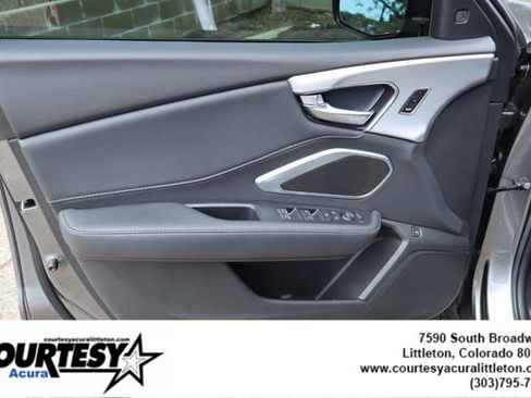 Used 2024 Acura RDX SH-AWD image 24