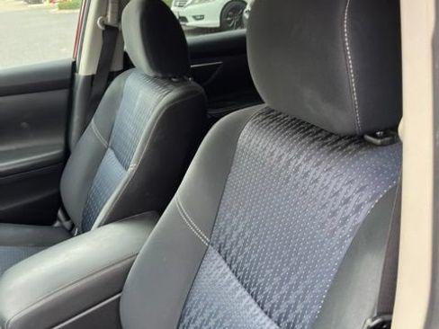 Used 2016 Nissan Altima 2.5 SV FWD image 11