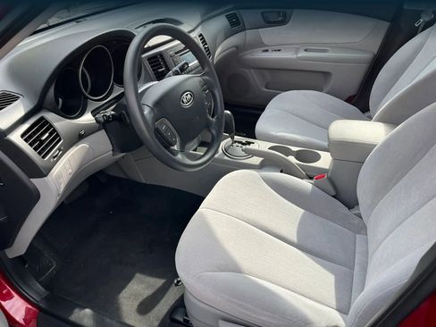 Used 2009 Kia Optima LX image 8