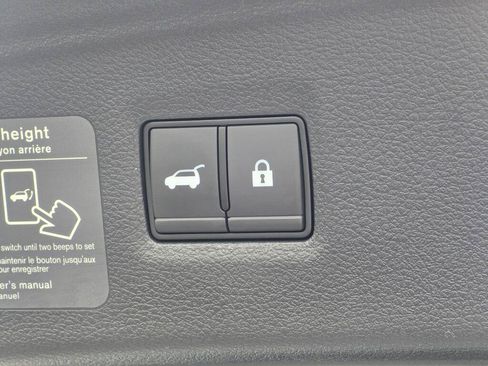 Used 2023 INFINITI QX50 Sport AWD/4WD image 21