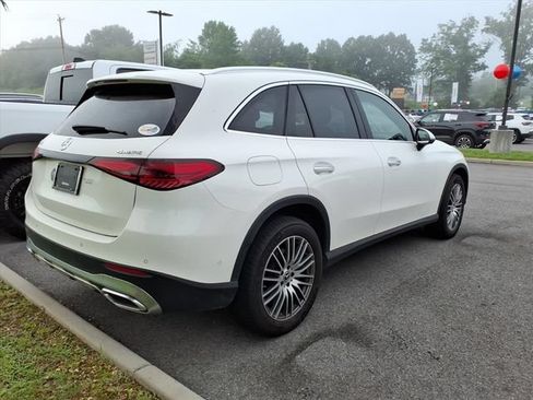 Used 2024 Mercedes-Benz GLC 300 4MATIC image 7
